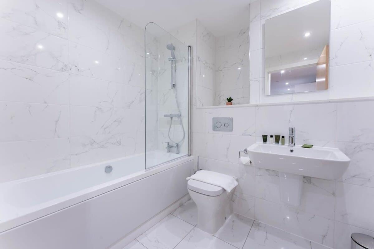 Lovely 1 Bedroom Apartment In Central Location เบอร์มิงแฮม ภายนอก รูปภาพ