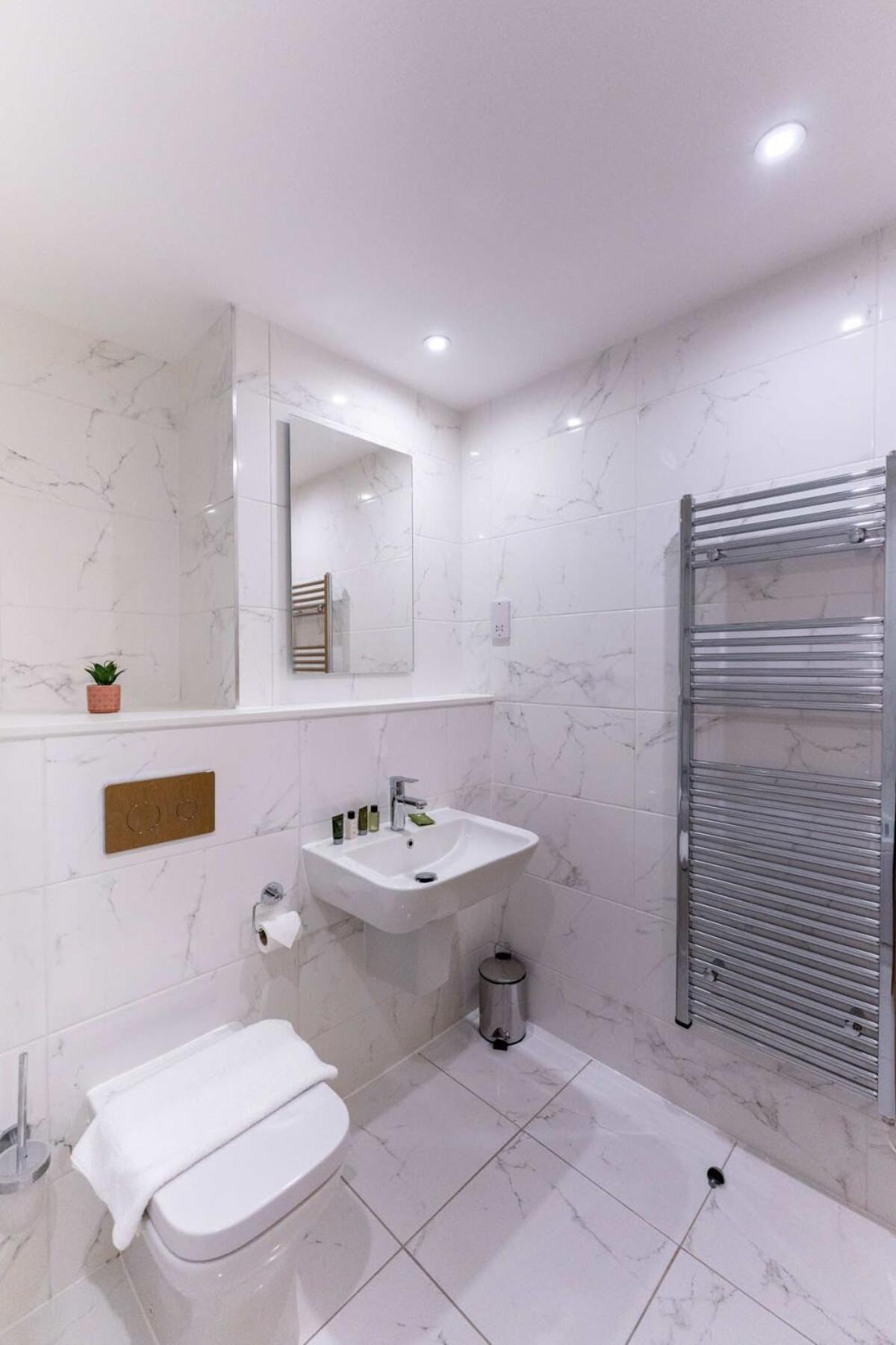 Lovely 1 Bedroom Apartment In Central Location เบอร์มิงแฮม ภายนอก รูปภาพ